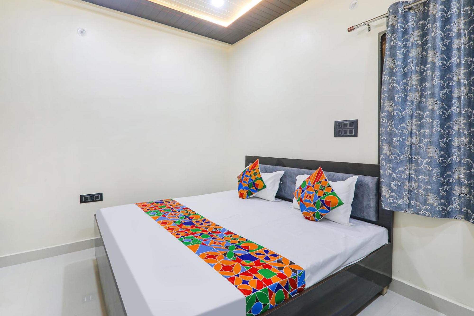 Fabexpress Awadh Inn - 400M From Shri Ram Janam Bhumi Ayodhya Kültér fotó