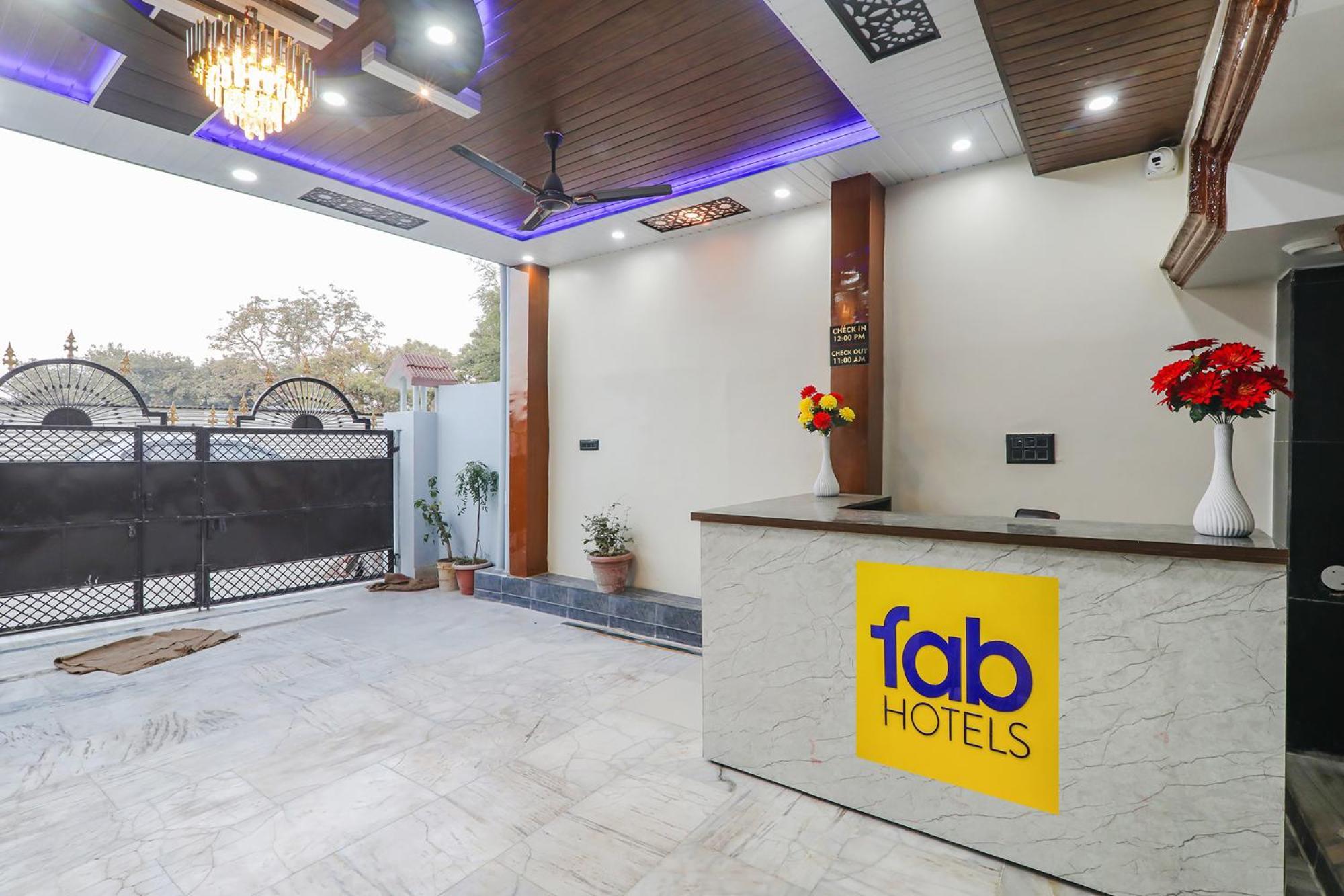 Fabexpress Awadh Inn - 400M From Shri Ram Janam Bhumi Ayodhya Kültér fotó