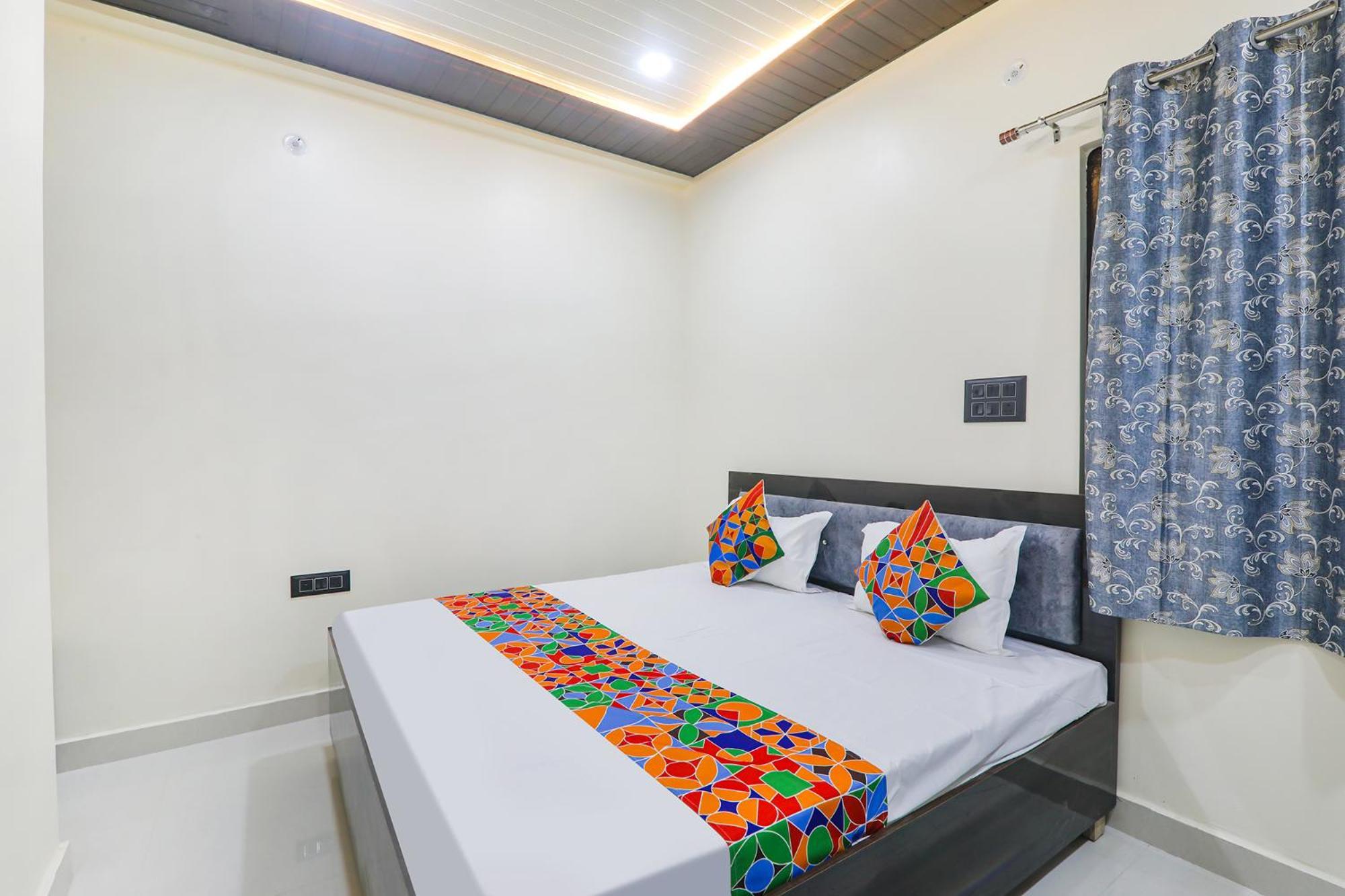 Fabexpress Awadh Inn - 400M From Shri Ram Janam Bhumi Ayodhya Kültér fotó